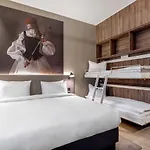 Radisson Red Okern