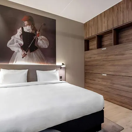 Radisson Red Okern