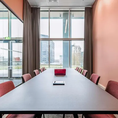 Radisson Red Okern 호텔