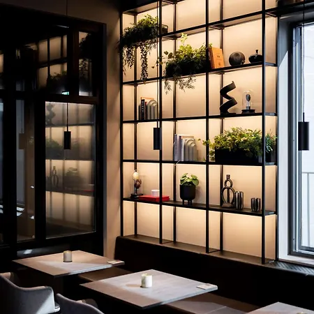 Radisson Red Okern מלון