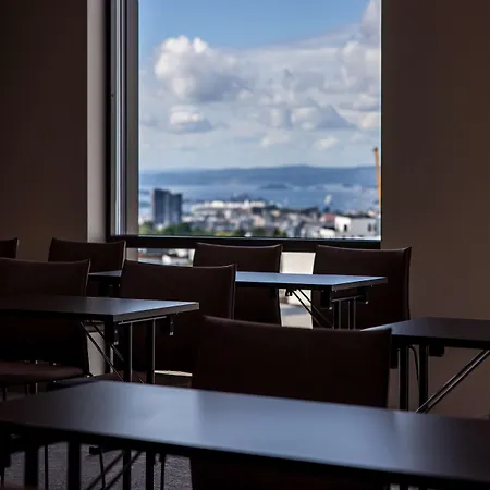 Radisson Red Okern 4*