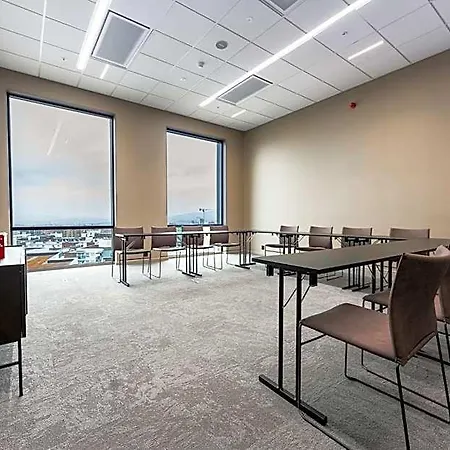 Radisson Red Okern