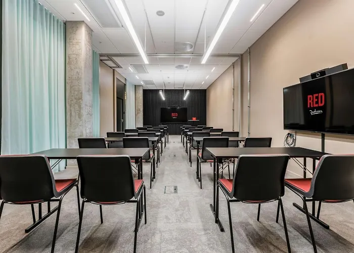 Hotell Radisson Red Okern