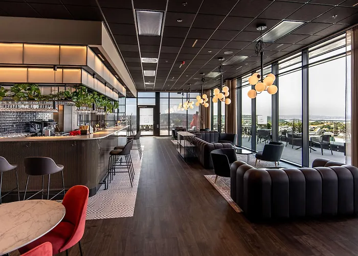 Hotell Radisson Red Okern 4*